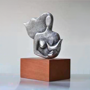 Mujer Acunando Sueños Aluminio fundido